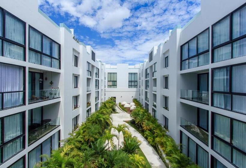 1 Szobás Apartman Terasszal, A Nah Apartments, Rooftop Pool, Walking Distance To 5th Avenue
