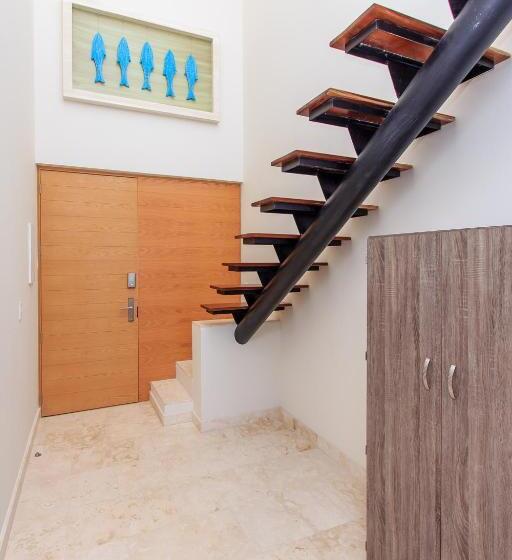 1 Szobás Apartman Terasszal, A Nah Apartments, Rooftop Pool, Walking Distance To 5th Avenue