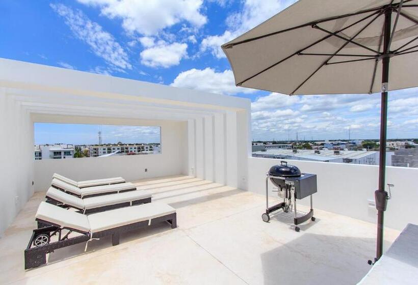 1 Szobás Apartman Terasszal, A Nah Apartments, Rooftop Pool, Walking Distance To 5th Avenue