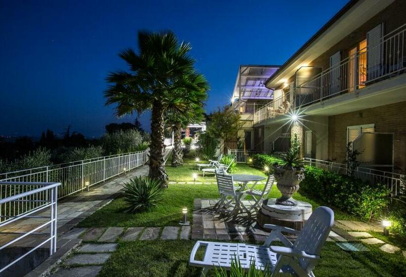 اتاق استاندارد با بالکن, B&b Belvedere