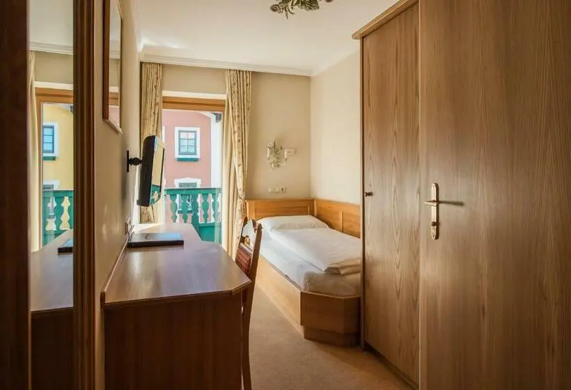 Standard Yhden Hengen Huone, Gasthof Hotel Hauslwirt