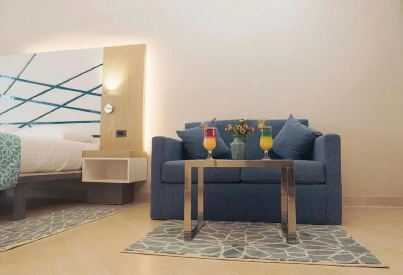 سوییت با چشم‌انداز دریا, Gravity Hotel & Aqua Park Hurghada Families and Couples Only