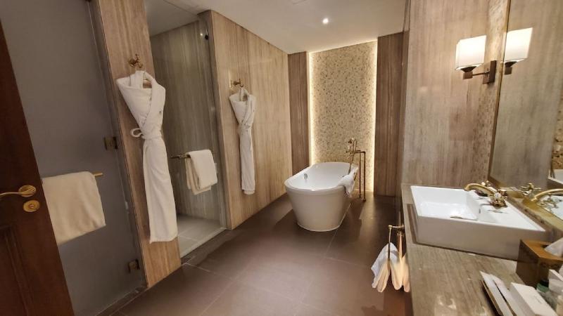 سوییت جونیور, Al Habtoor Polo Resort