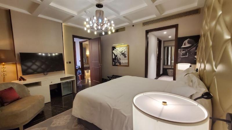 سوییت جونیور, Al Habtoor Polo Resort