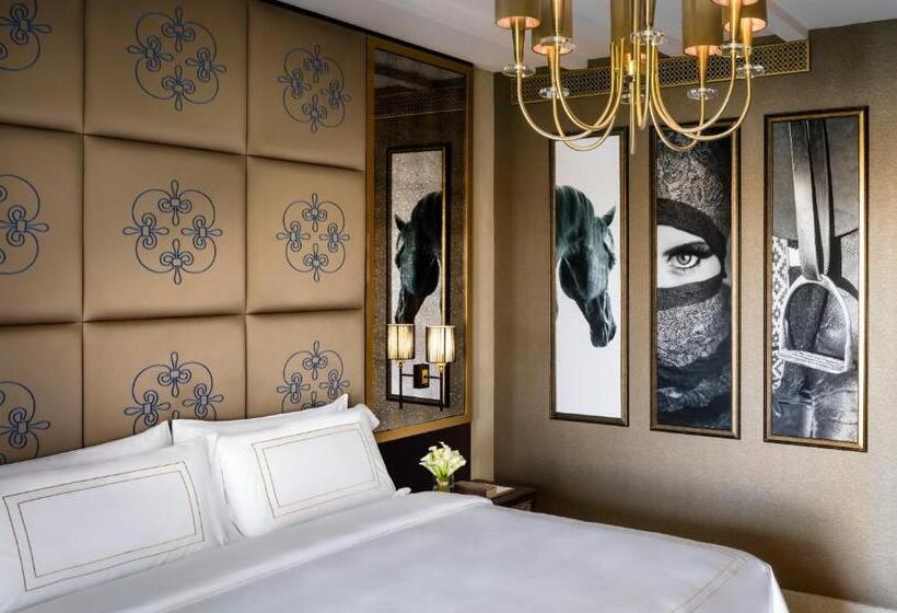 带观景的豪华间, Al Habtoor Polo Resort