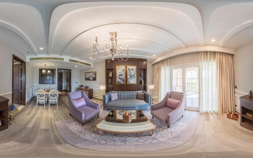 سوییت اجرایی, Al Habtoor Polo Resort