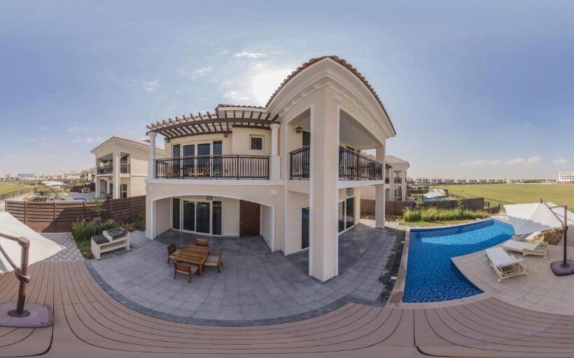 ویلای 4 خوابه, Al Habtoor Polo Resort