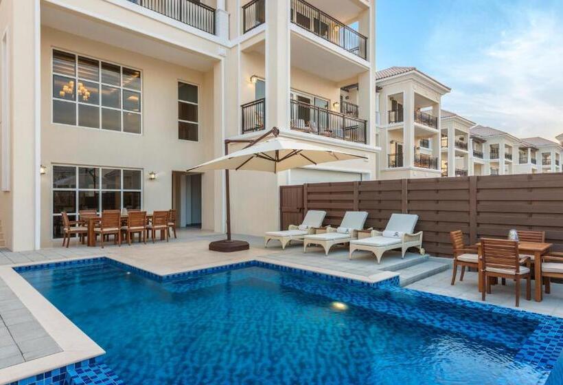 ویلای 4 خوابه, Al Habtoor Polo Resort