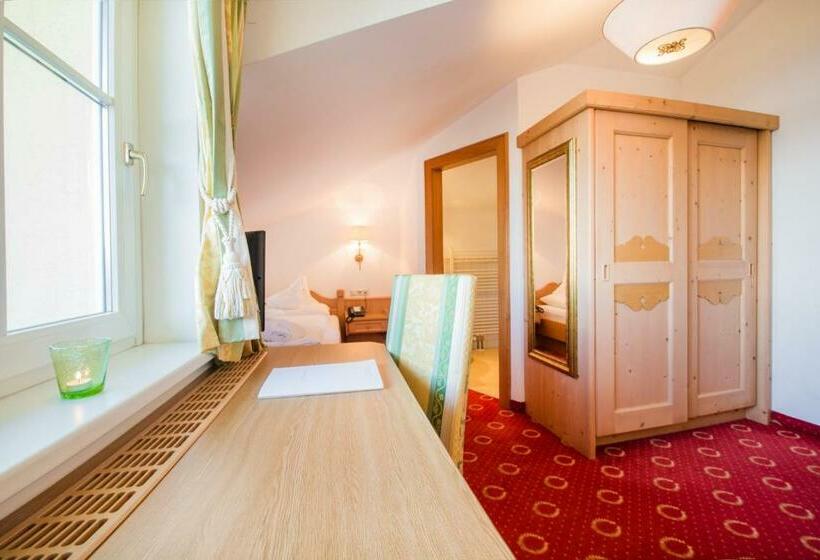 غرفة قياسية فردية, Alpenschlössl