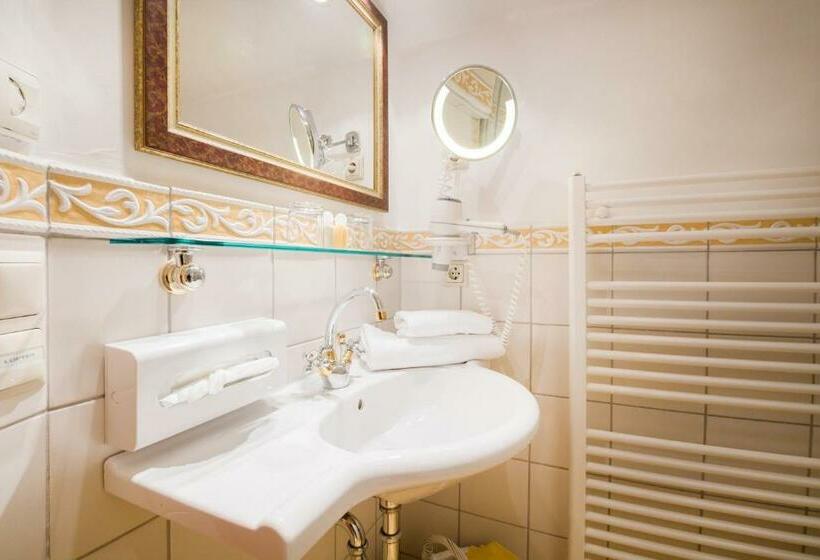 غرفة قياسية فردية, Alpenschlössl