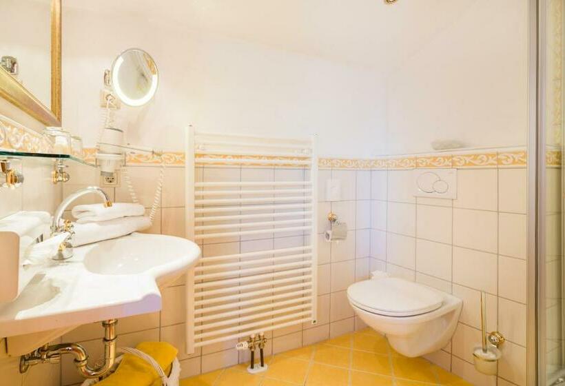 غرفة قياسية فردية, Alpenschlössl