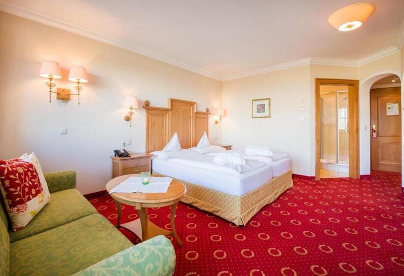 غرفة قياسية مزوَّدة بشُرفة, Alpenschlössl