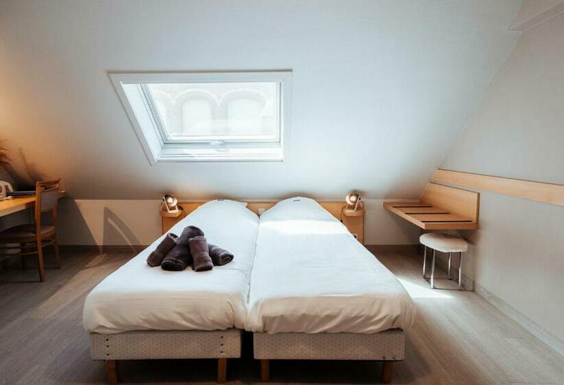 스탠다드 룸, Brasserie De Beiaard