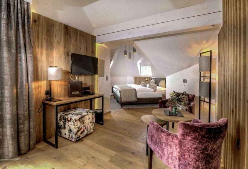 수피리어 룸, Brigitte