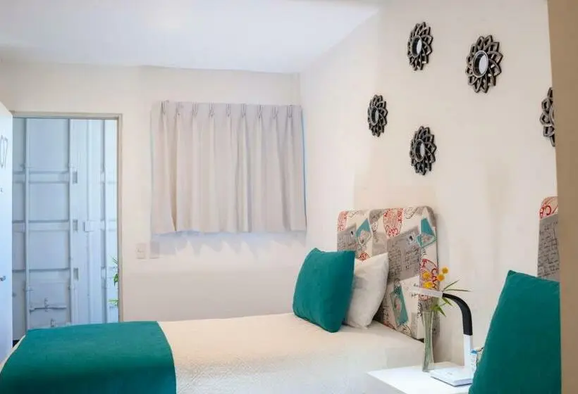 اتاق استاندارد, Container Inn Hotel Aeropuerto