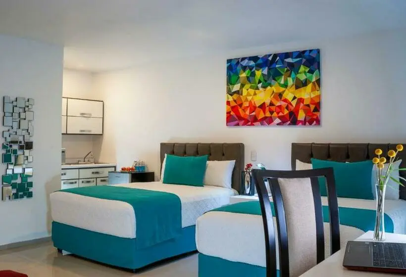 سوییت جونیور, Container Inn Hotel Aeropuerto
