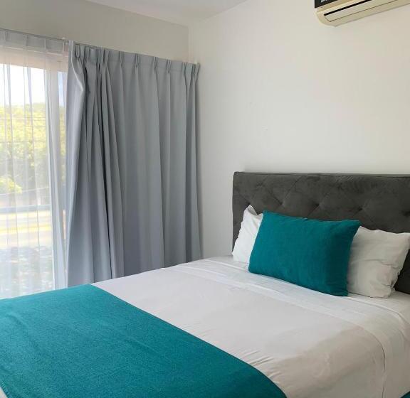 Suite 2 Dormitoris, Container Inn Hotel Aeropuerto