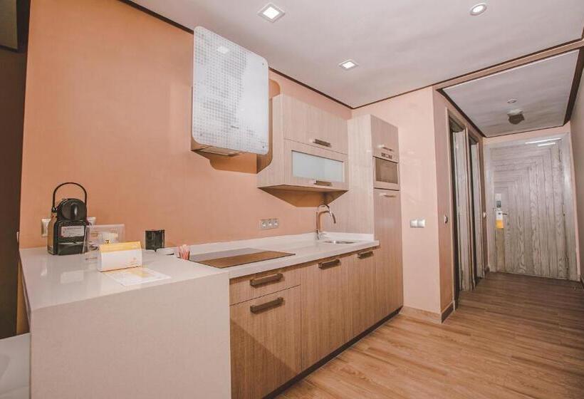 行政套房, Hôtel Down Town Maarif