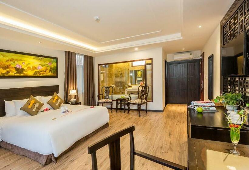 اتاق لوکس با چشمانداز استخر, Hoi An Emotion Boutique Villa