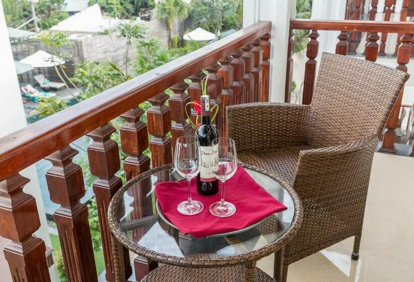 اتاق لوکس با چشمانداز استخر, Hoi An Emotion Boutique Villa