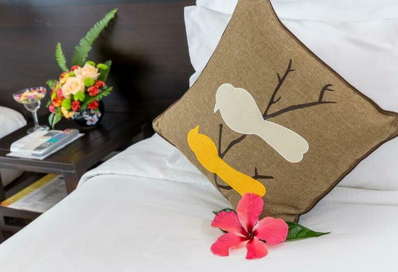اتاق لوکس با چشمانداز استخر, Hoi An Emotion Boutique Villa