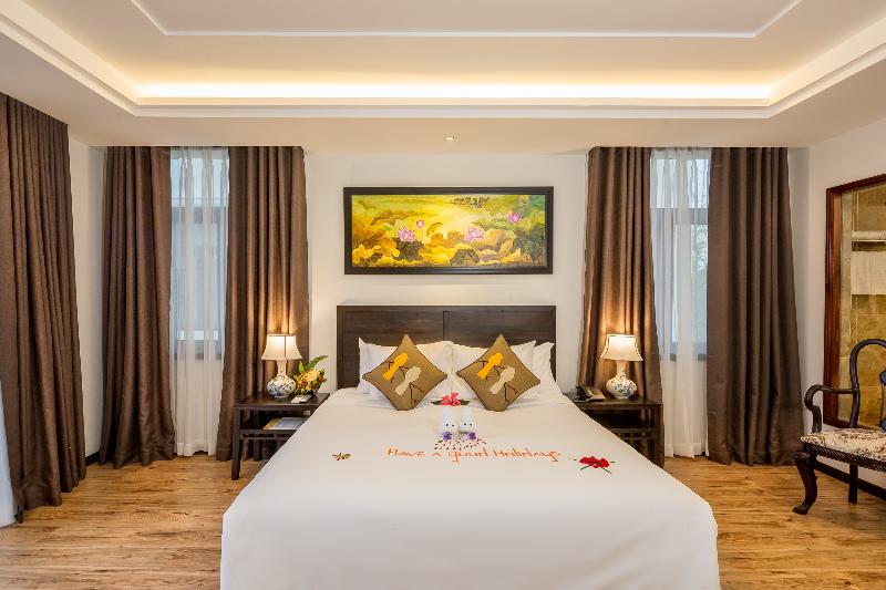 اتاق لوکس با چشمانداز استخر, Hoi An Emotion Boutique Villa