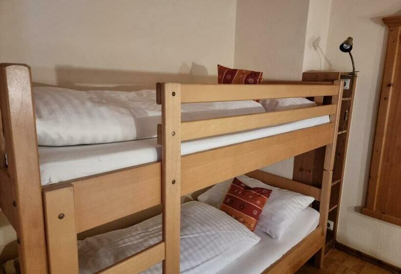 4인용 스탠다드 룸, Karnischer Hof