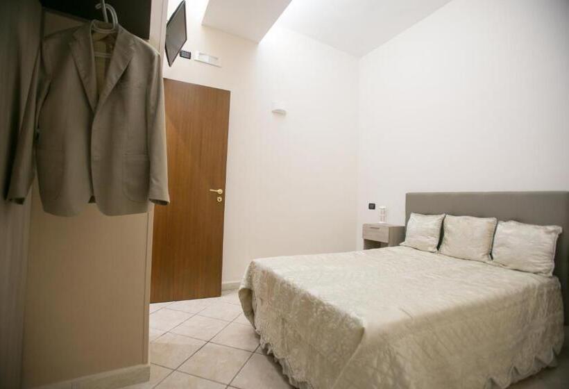 חדר סטנדרט, La Fenice