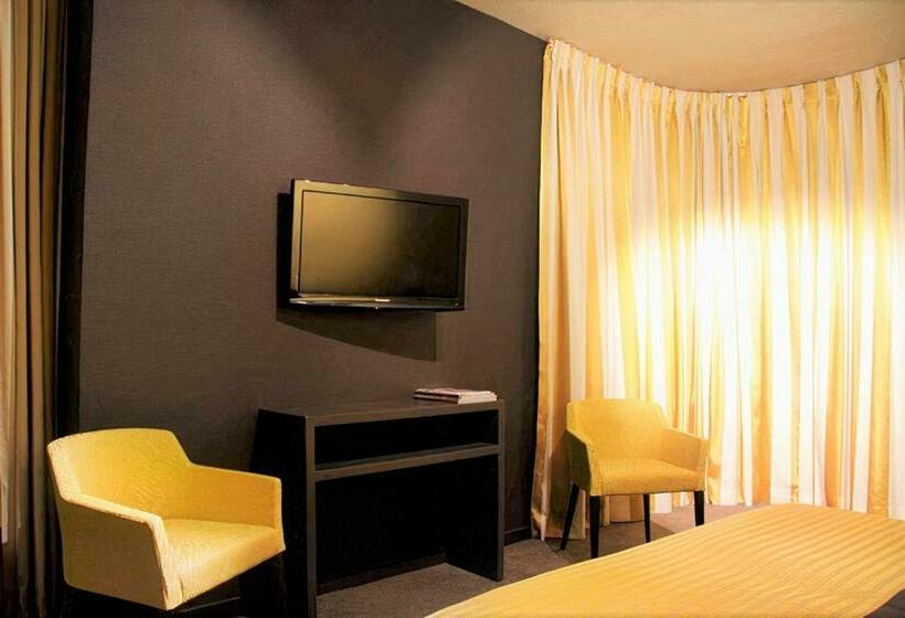 스탠다드 트리플 룸, L'esprit Sain