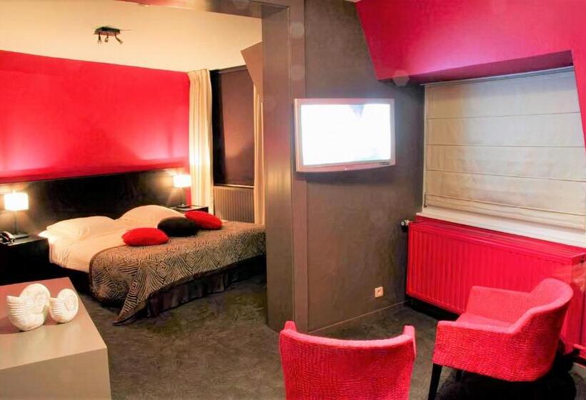 수피리어 룸, L'esprit Sain