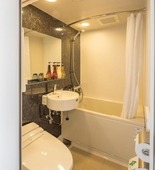 标准间, Links Namba