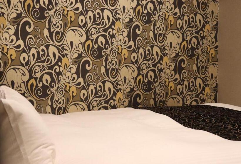 标准间, Links Namba