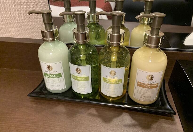 标准间, Links Namba