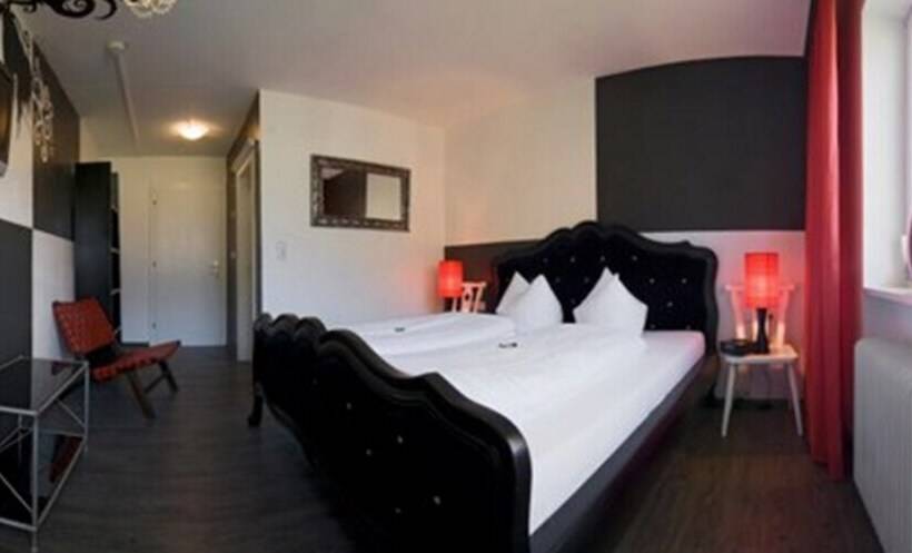 חדר בסיסי עם מרפסת, Mountain & Soul