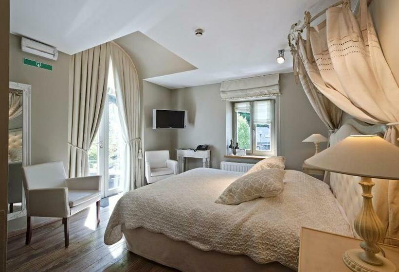 חדר סופריור, Saint Amour