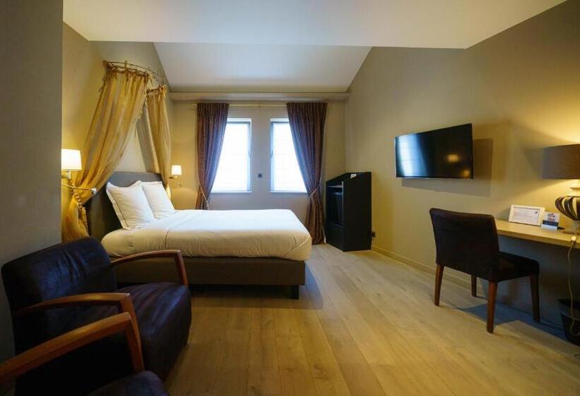 חדר סופריור, Saint Amour