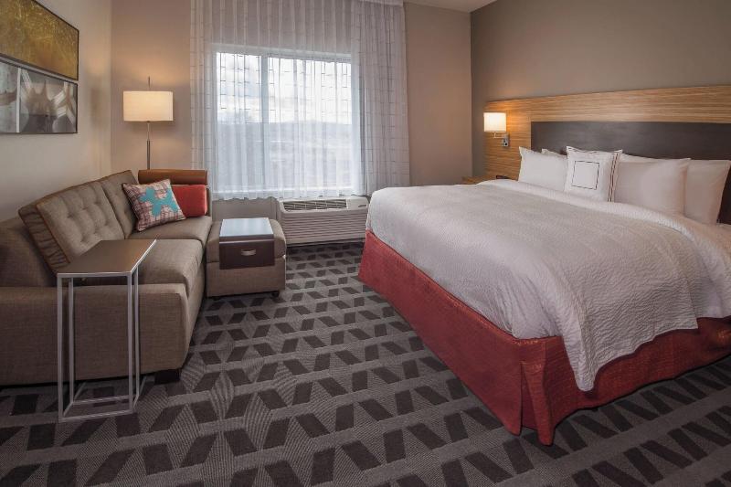 스탠다드 스튜디오 킹침대, Towneplace Suites By Marriott Altoona