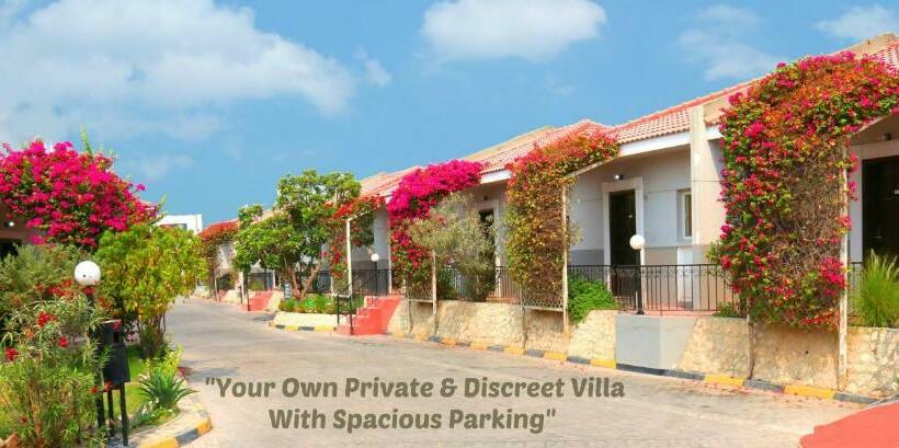 ویلای 1 خوابه, Tropicana