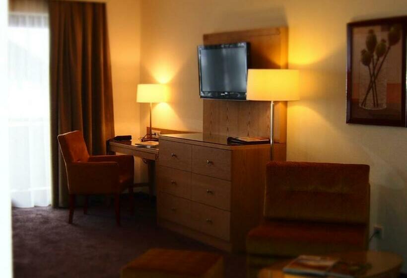 סוויטה משפחתית, Witt