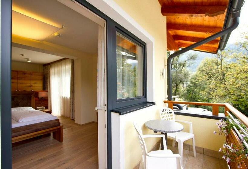 Deluxe Room Mountain View, Zirngast