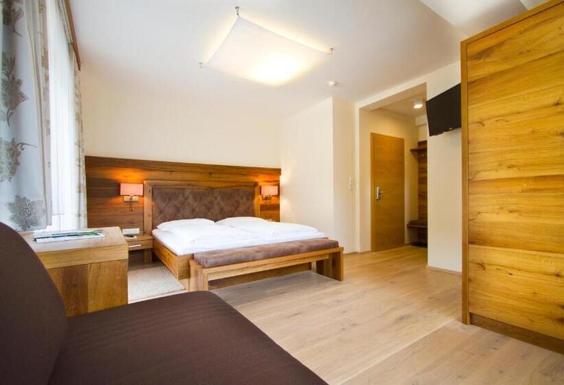 اتاق سوپریور, Zirngast