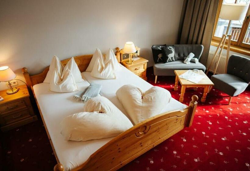 חדר סופריור עם מרפסת, Landhotel Lindenhof