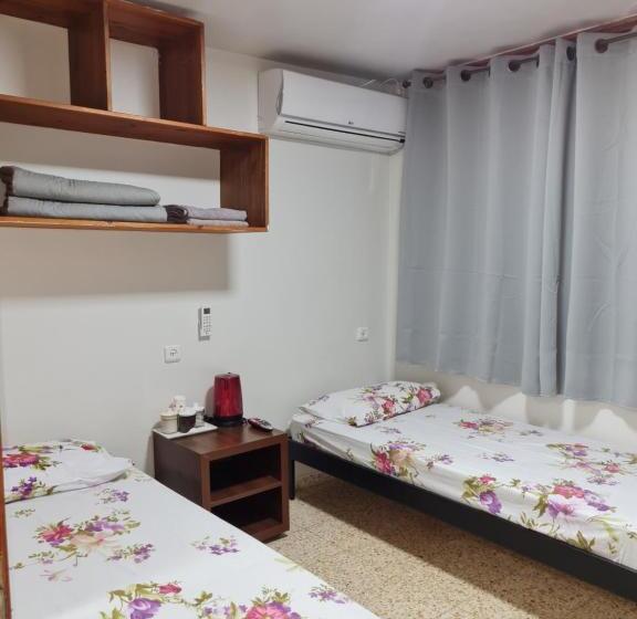 Standard Værelse, Arava Hostel