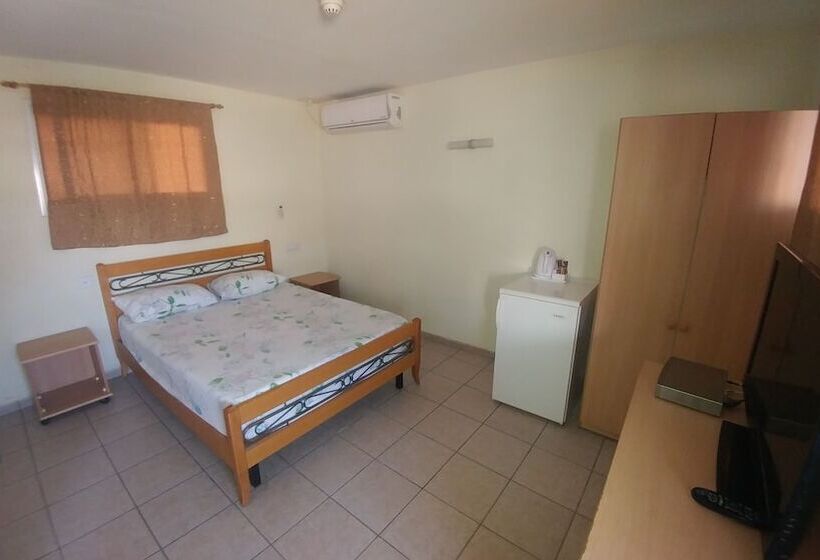 Standard Værelse, Arava Hostel