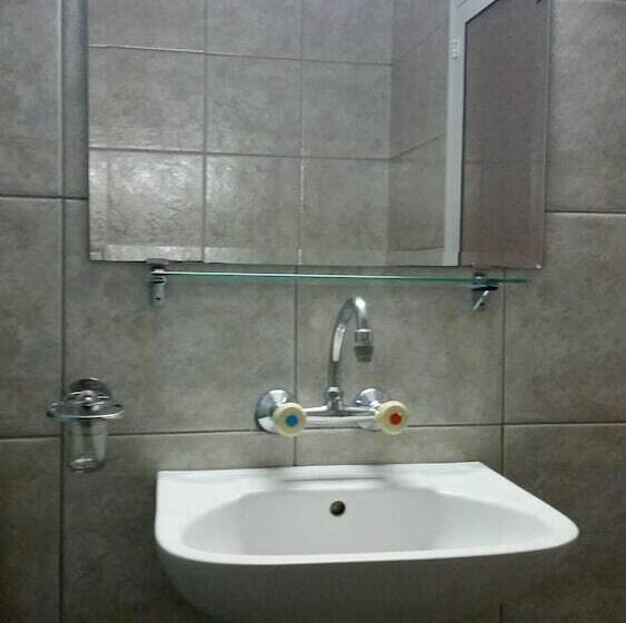 Standard 3 Pers. Værelse, Arava Hostel