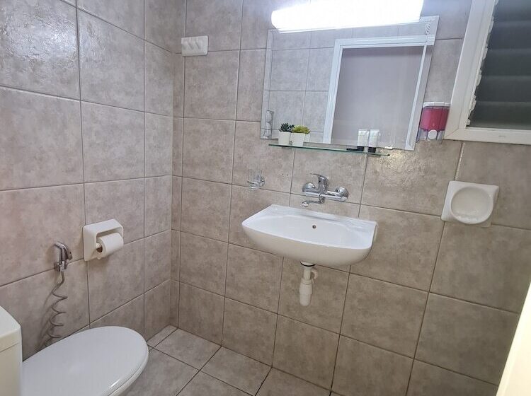 Deluxe Værelse, Arava Hostel