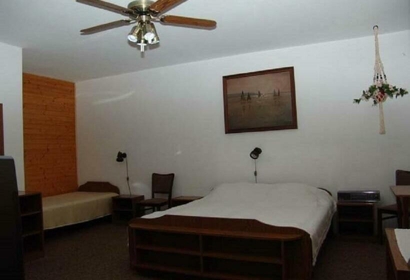 디럭스 룸, Eifert Ház