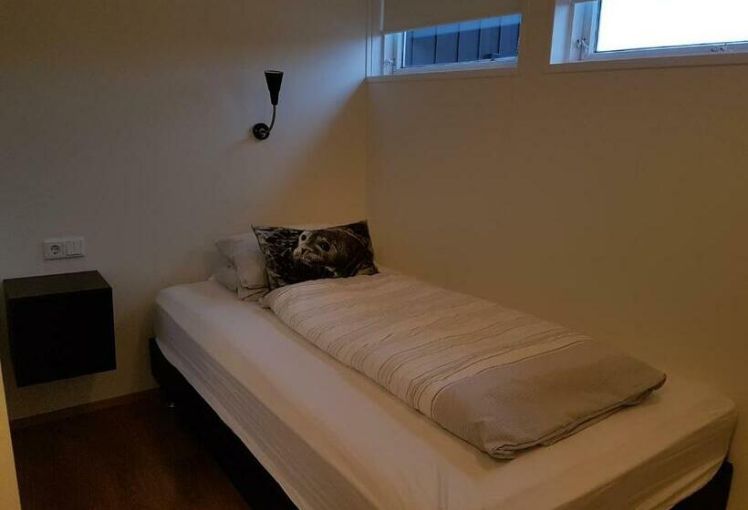 اتاق استاندارد یک نفره, Hvammstangi Guesthouse