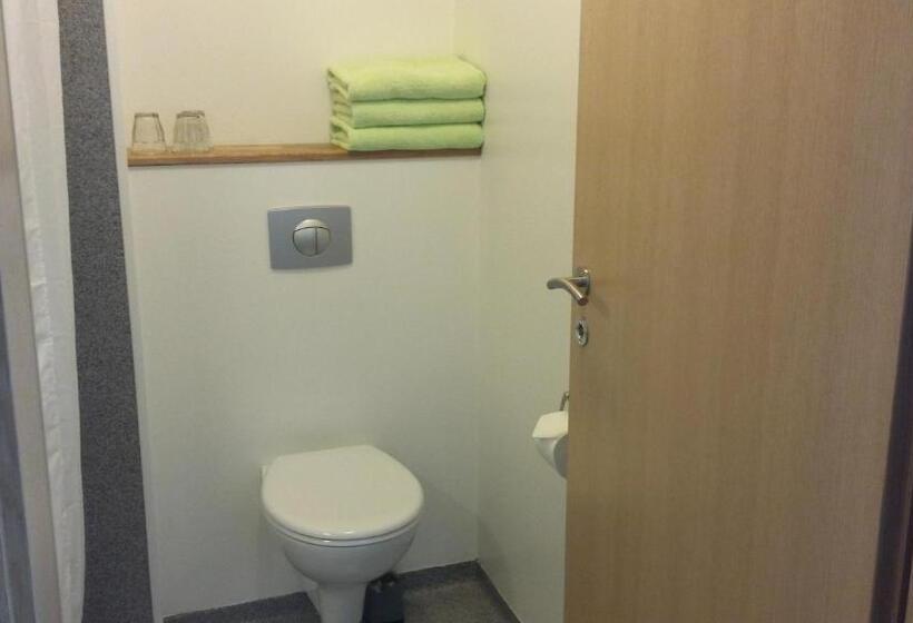 اتاق استاندارد سه نفره, Hvammstangi Guesthouse