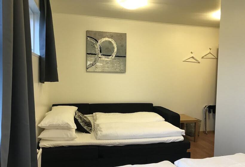 اتاق استاندارد سه نفره, Hvammstangi Guesthouse